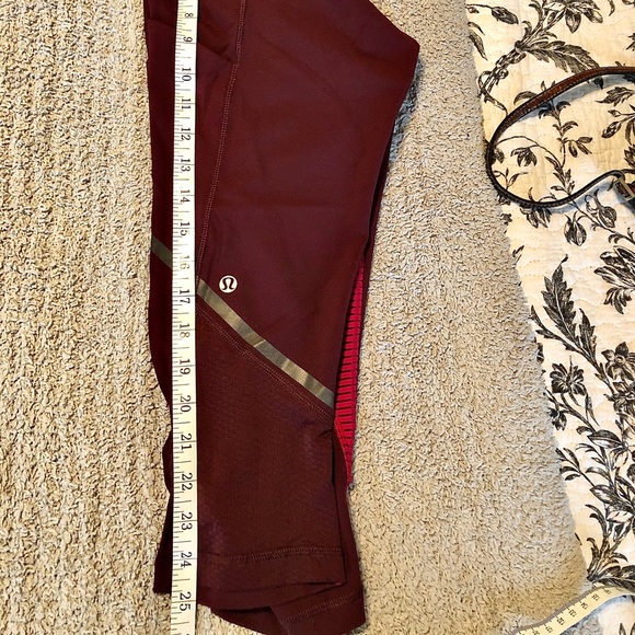 Hop to It Crop Lululemon size 4 - Picture 2 of 7